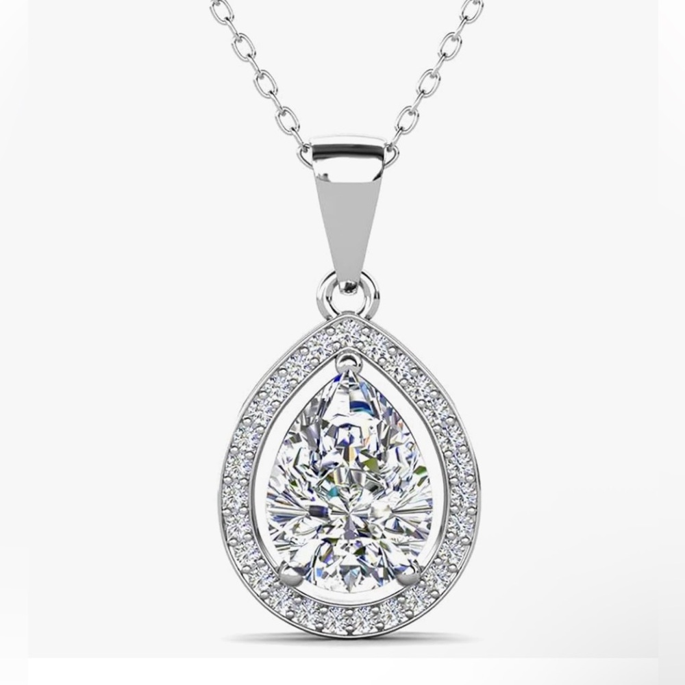 Stunning Silver Teardrop Pendant Necklace